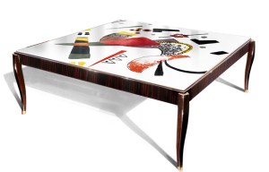 tavolino Turning the table